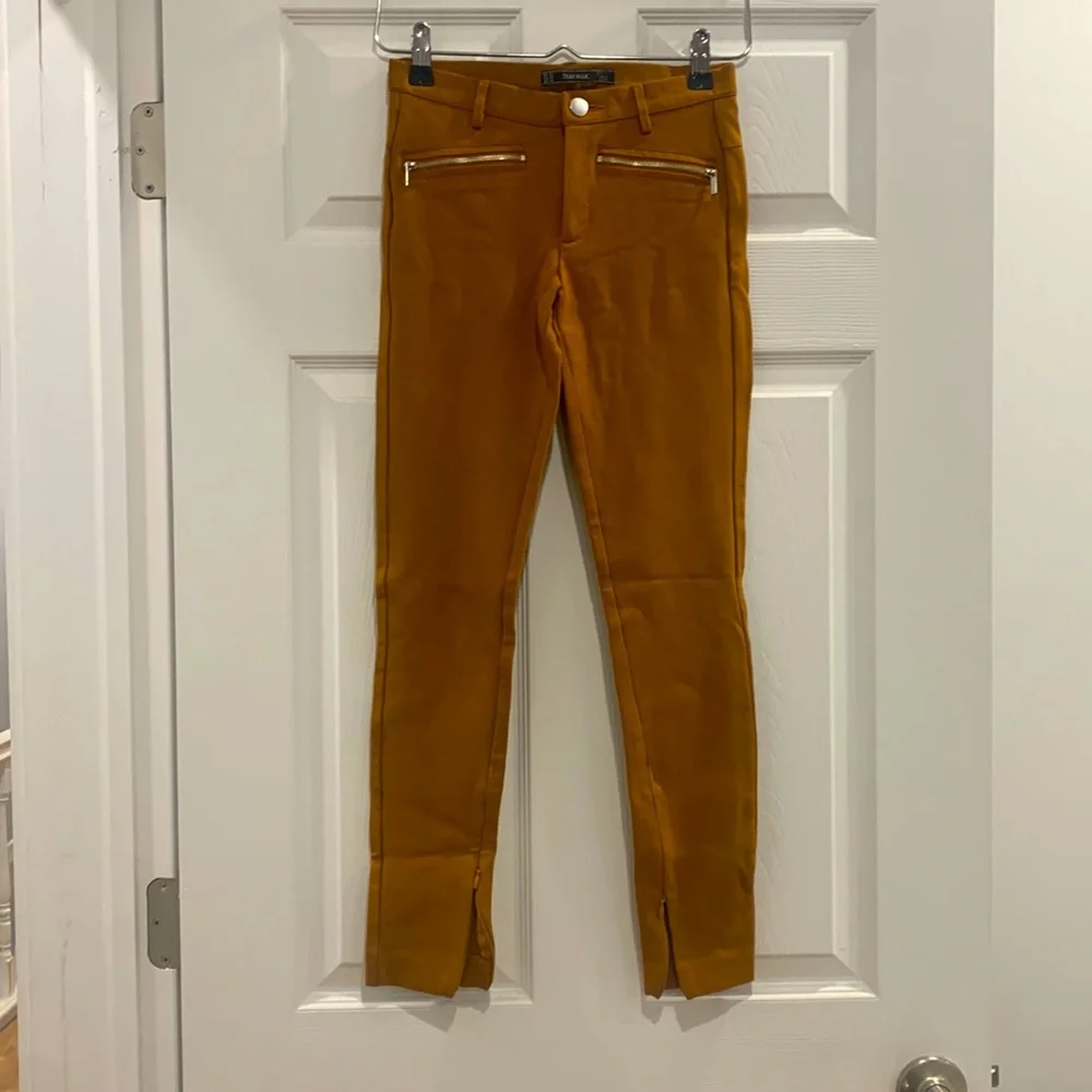 Zara Pants - Picture 1 of 1